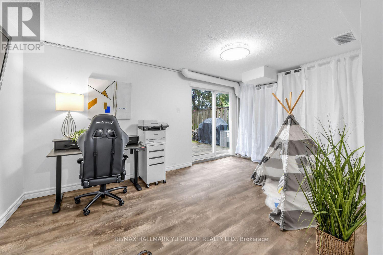 #43 1945 DENMAR ROAD - Image 14