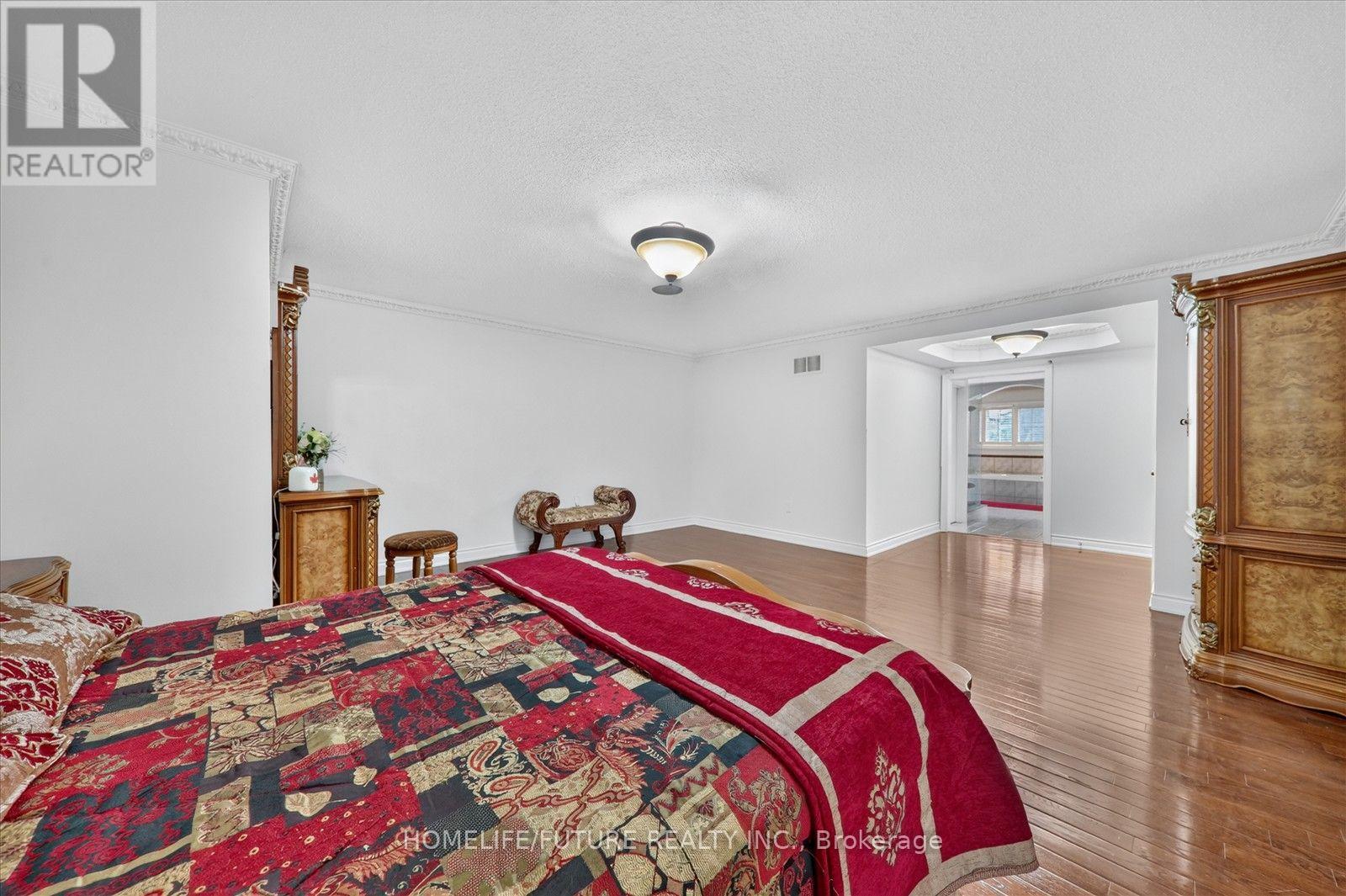6 DOLBY CRESCENT - Image 21