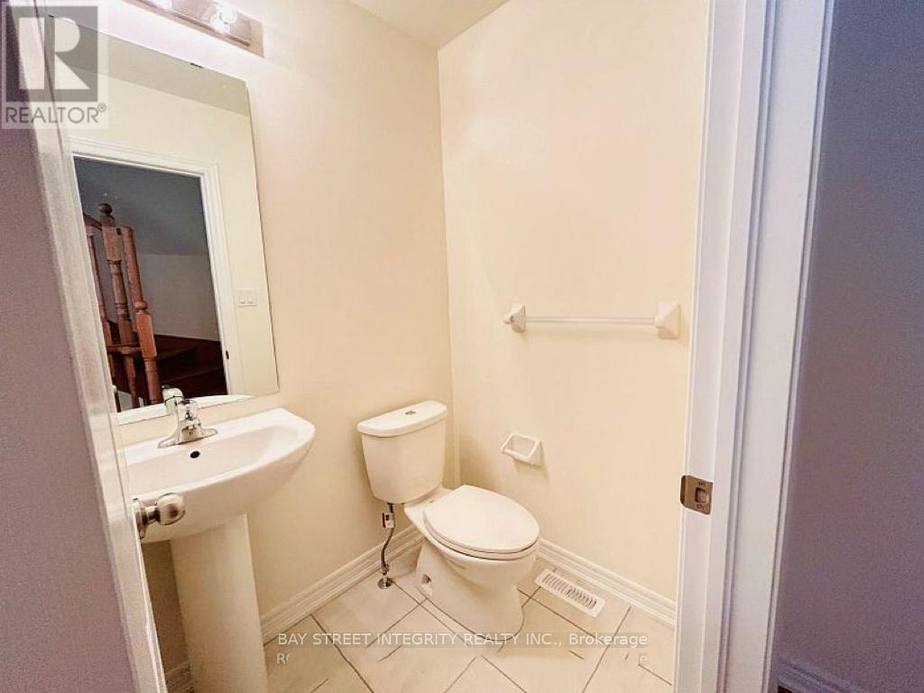 514 Littlewood Lane, Ajax (South East), Ontario, L1S0H1, Ajax (South East), Ontario — photo 3 of 5