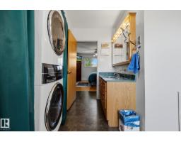 9503 54 St Nw, Edmonton, AB T6B1H4 Photo 35