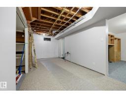 9503 54 St Nw, Edmonton, AB T6B1H4 Photo 37