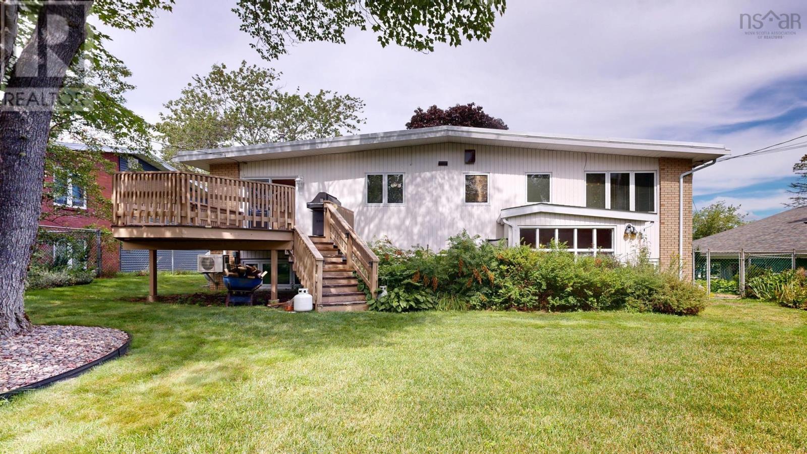 #24 24 Deepwood     Clayton Park Crescent, Clayton Park, Nova Scotia, B3M2Y5, Clayton Park, Nova Scotia — photo 2 of 5