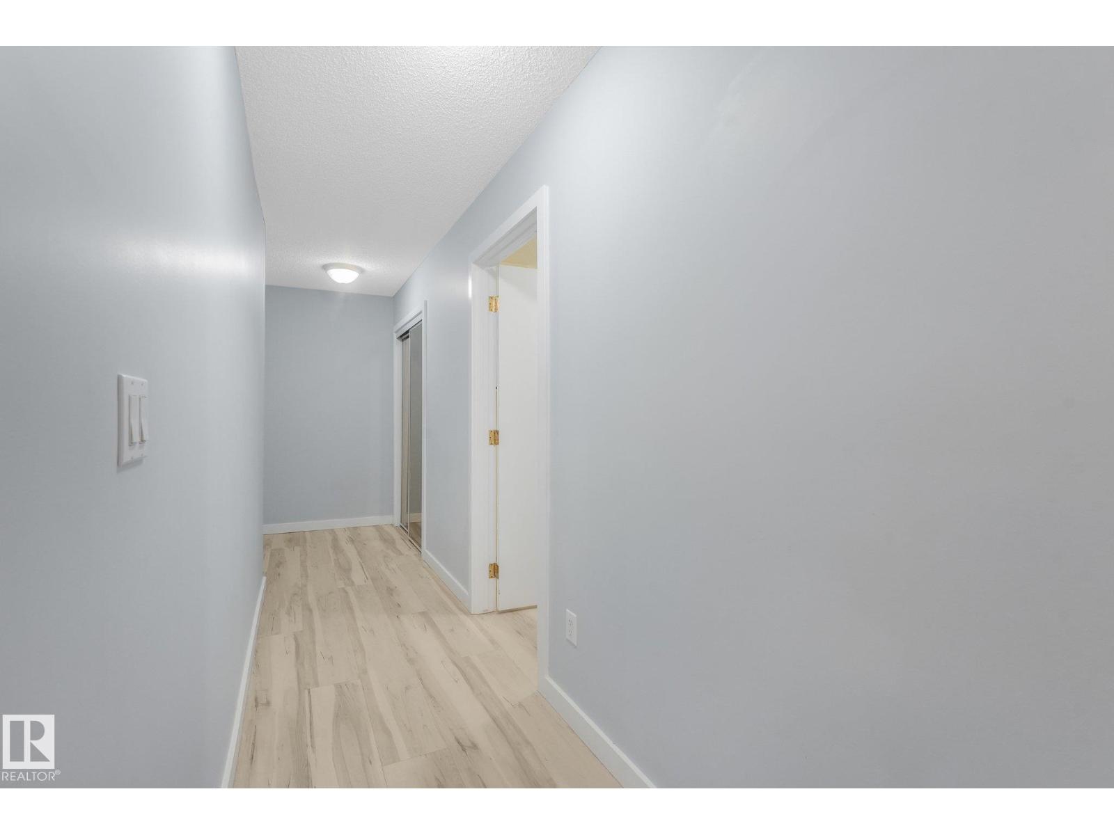 #307 10945 21 AV NW, Edmonton, Alberta, T6J6R3, Edmonton, Alberta — photo 5 of 5