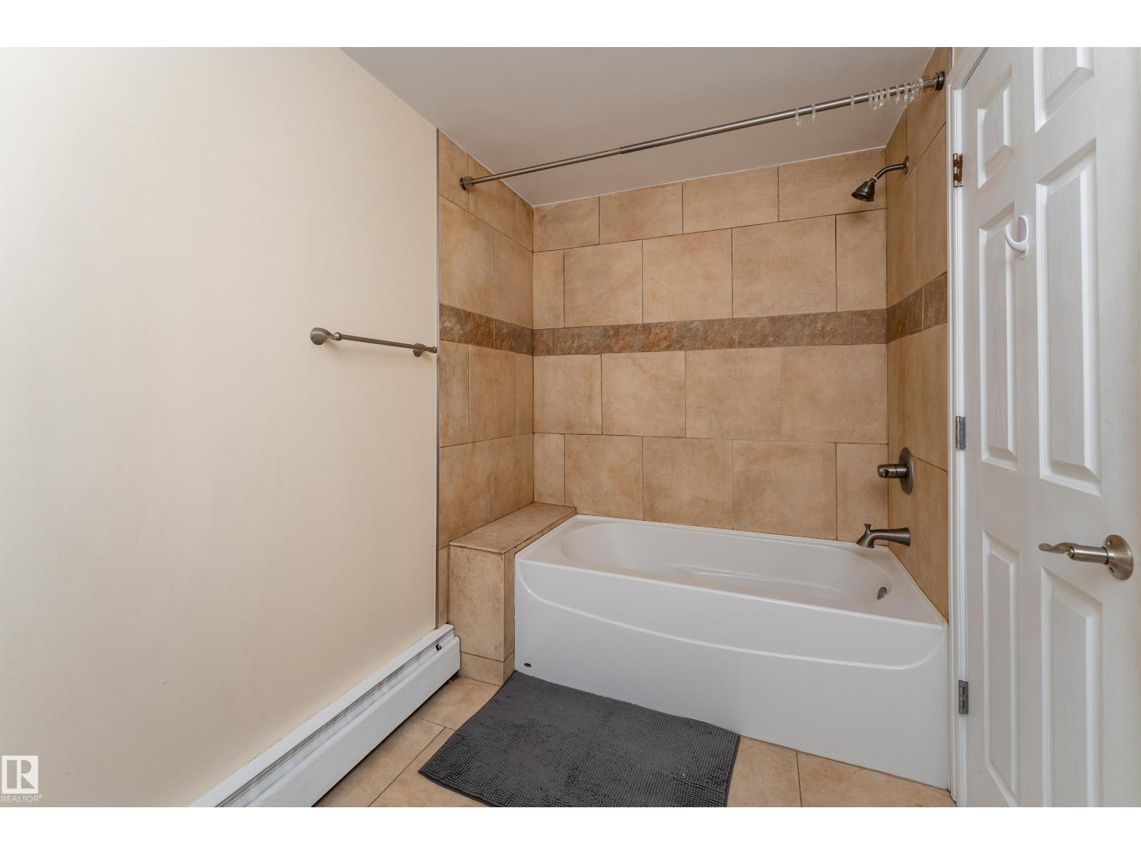 11120 83 AV NW - Image 20