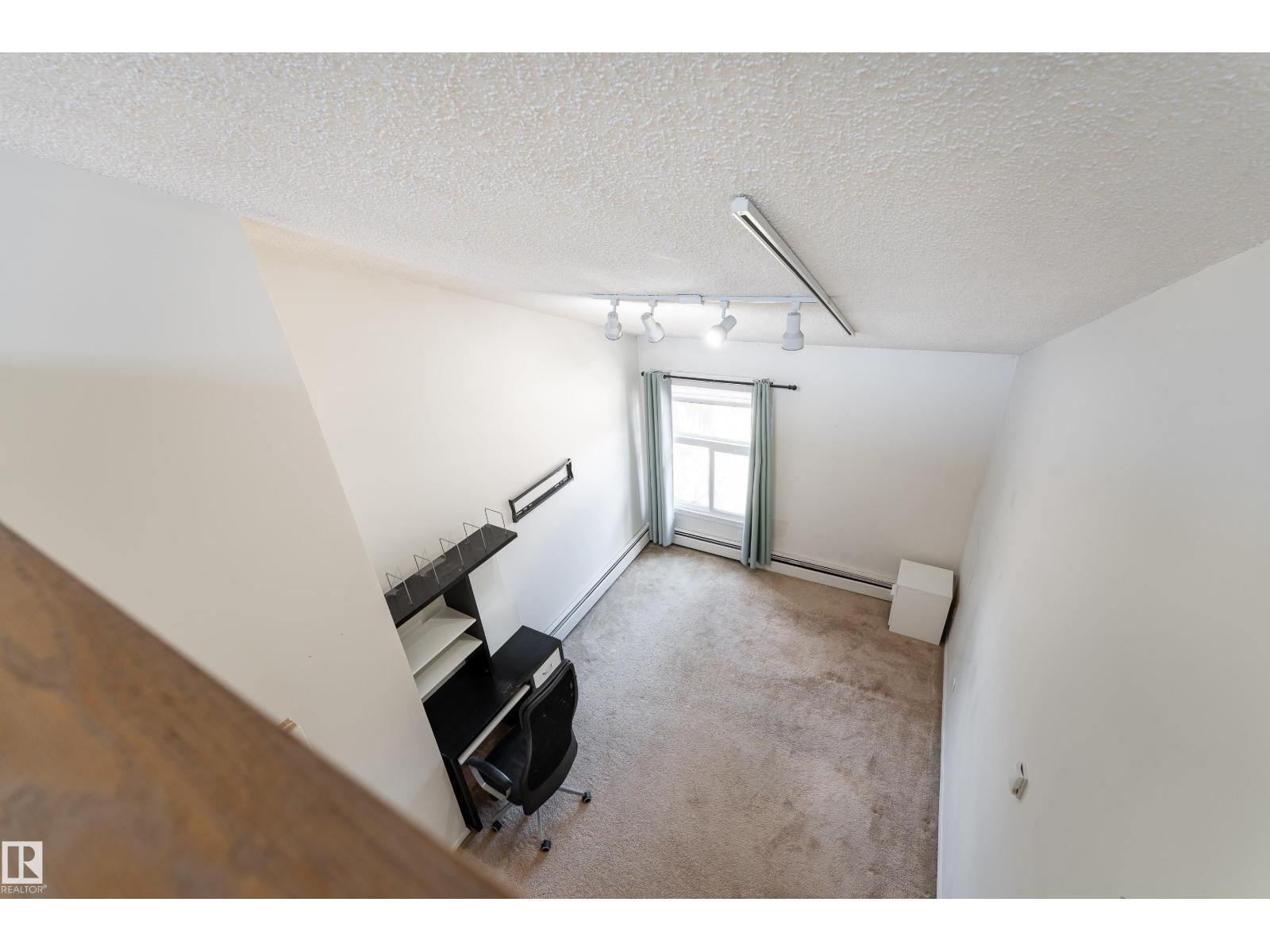 11120 83 AV NW - Image 23