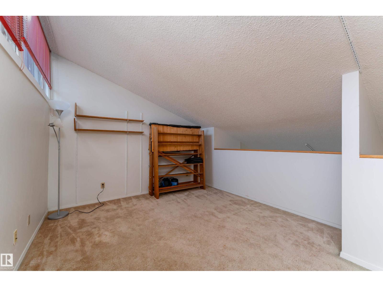 11120 83 AV NW - Image 30