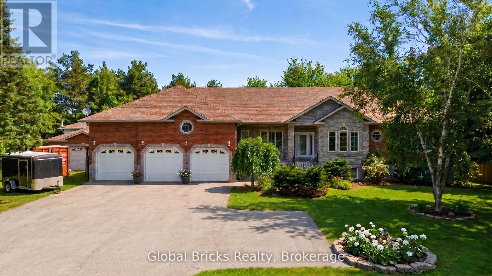 14 Fisher Drive, Adjala-Tosorontio, ON photo 1