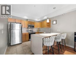 Primary Bedroom - 2120 Shannon Ridge Drive Unit# 105, West Kelowna, BC V4T2Z3 Photo 6