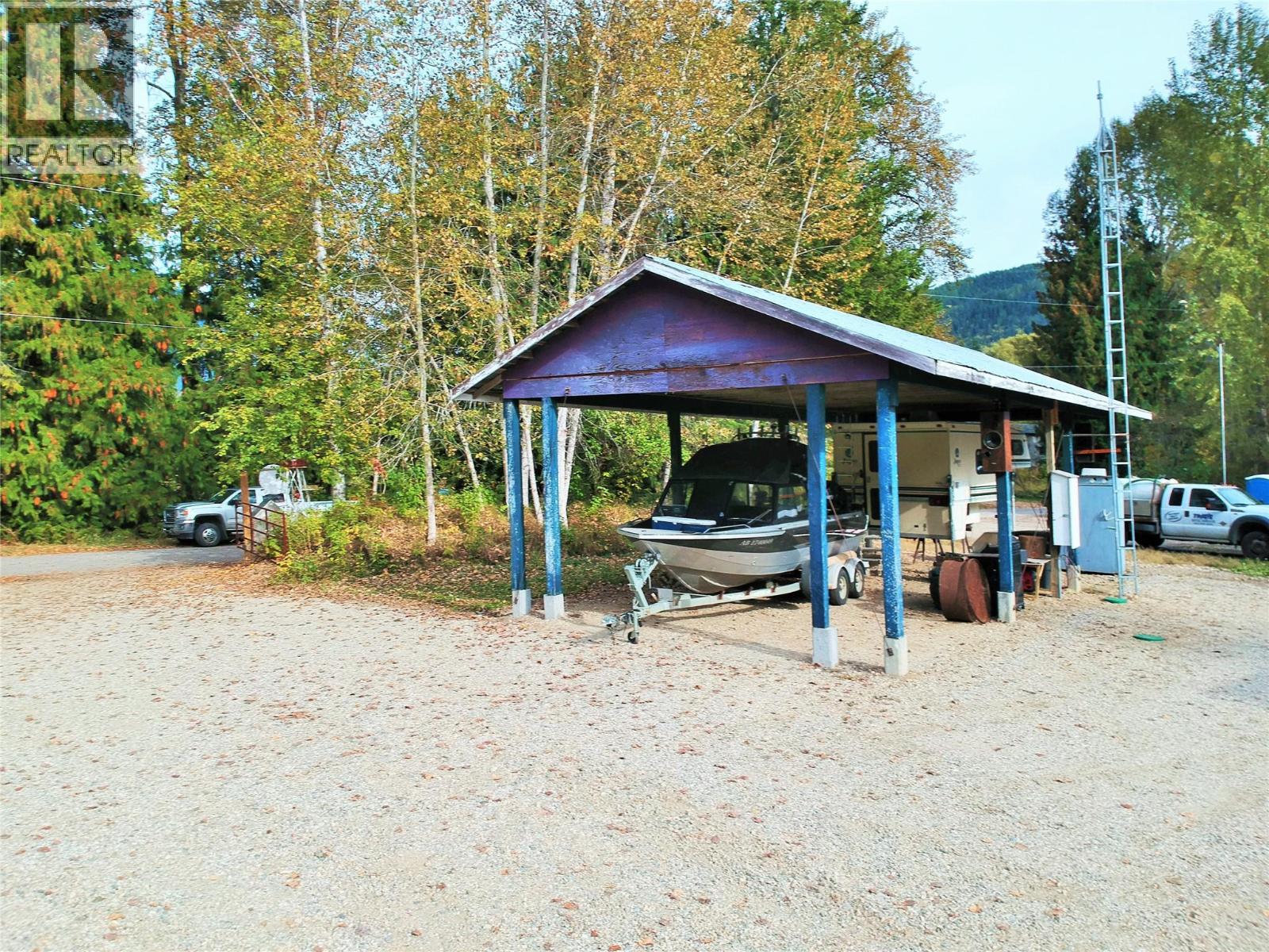  1822 Cemetery Road, Sicamous