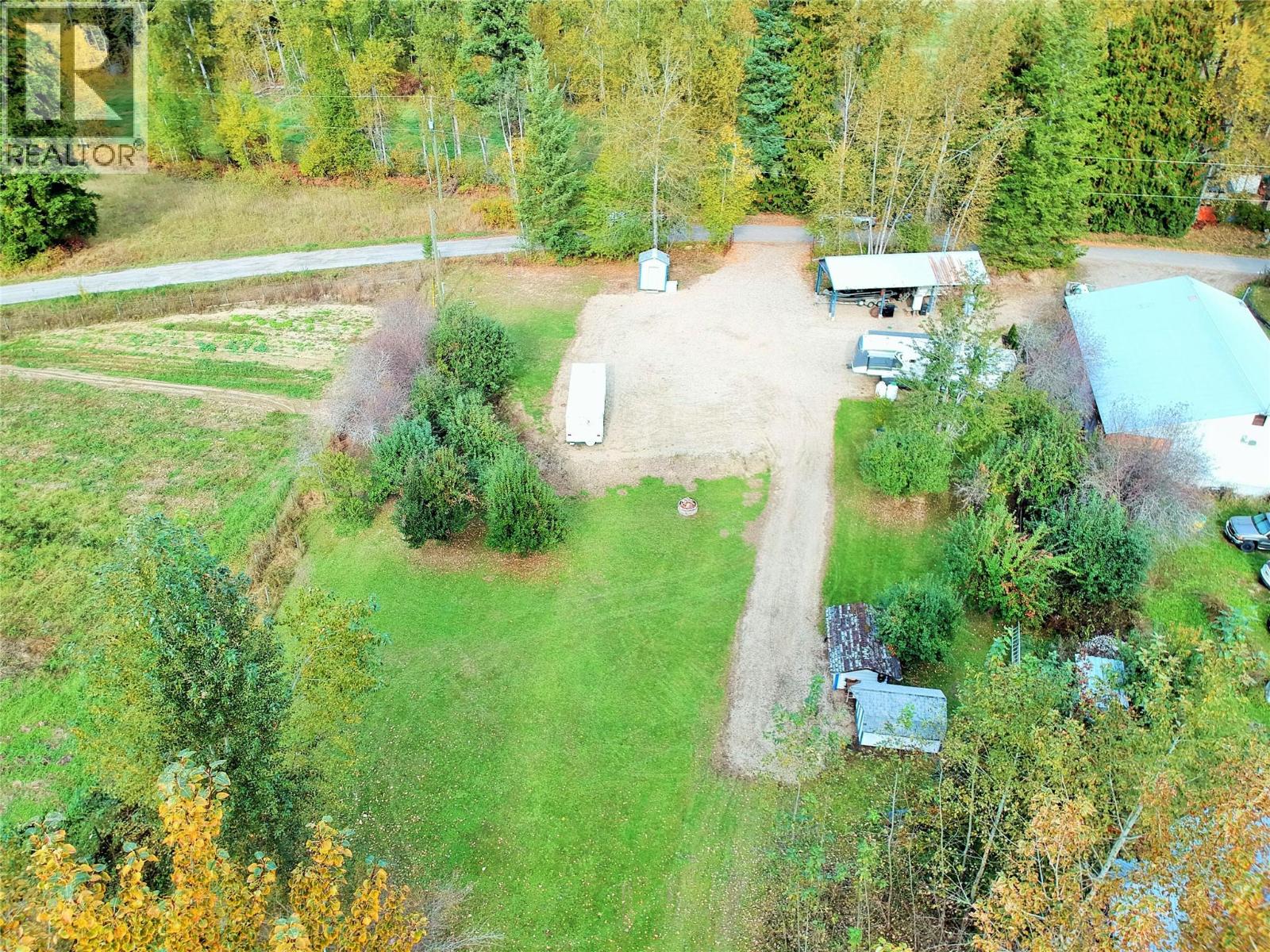  1822 Cemetery Road, Sicamous