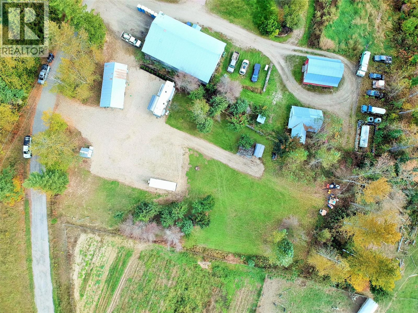  1822 Cemetery Road, Sicamous