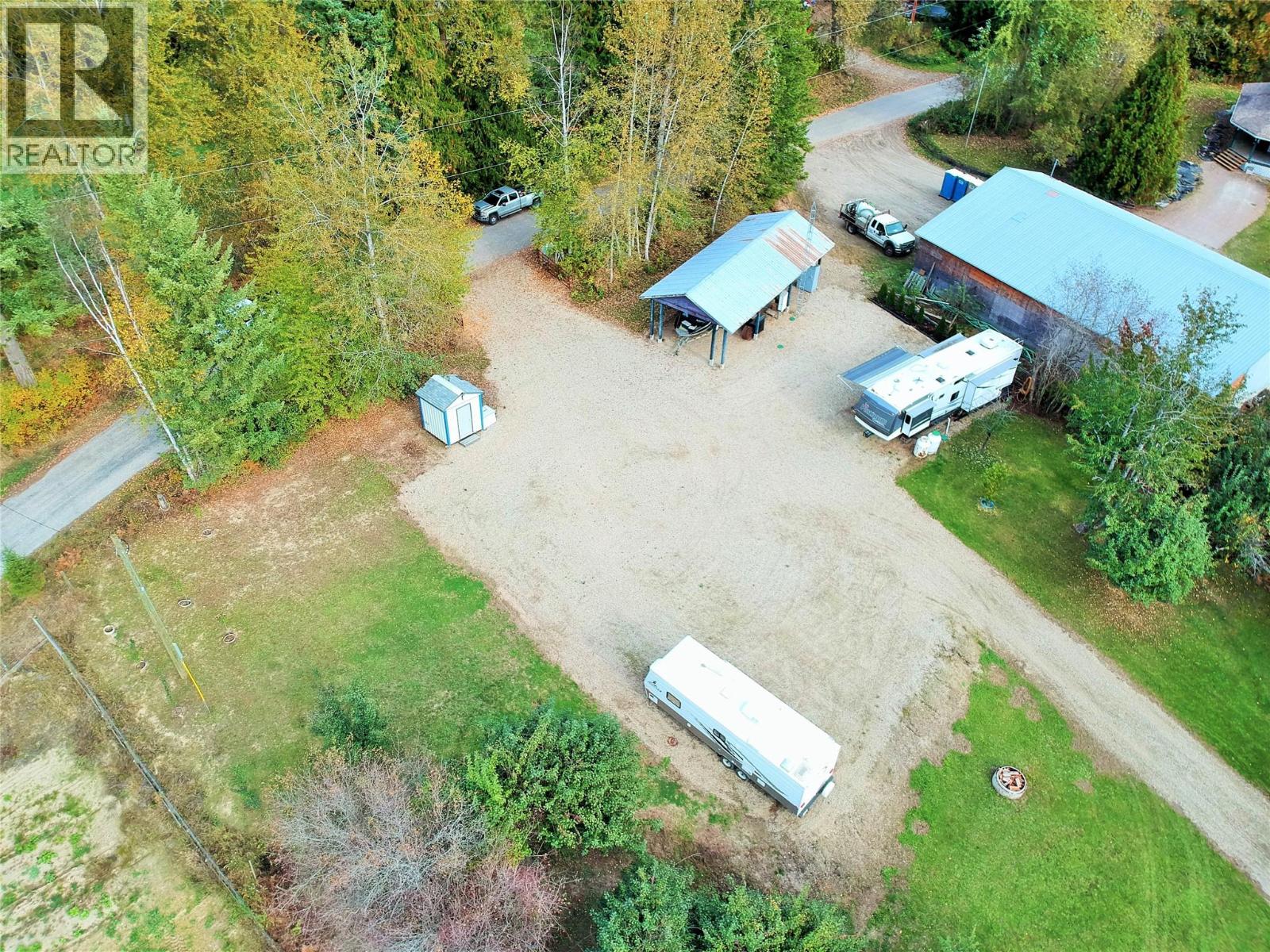  1822 Cemetery Road, Sicamous