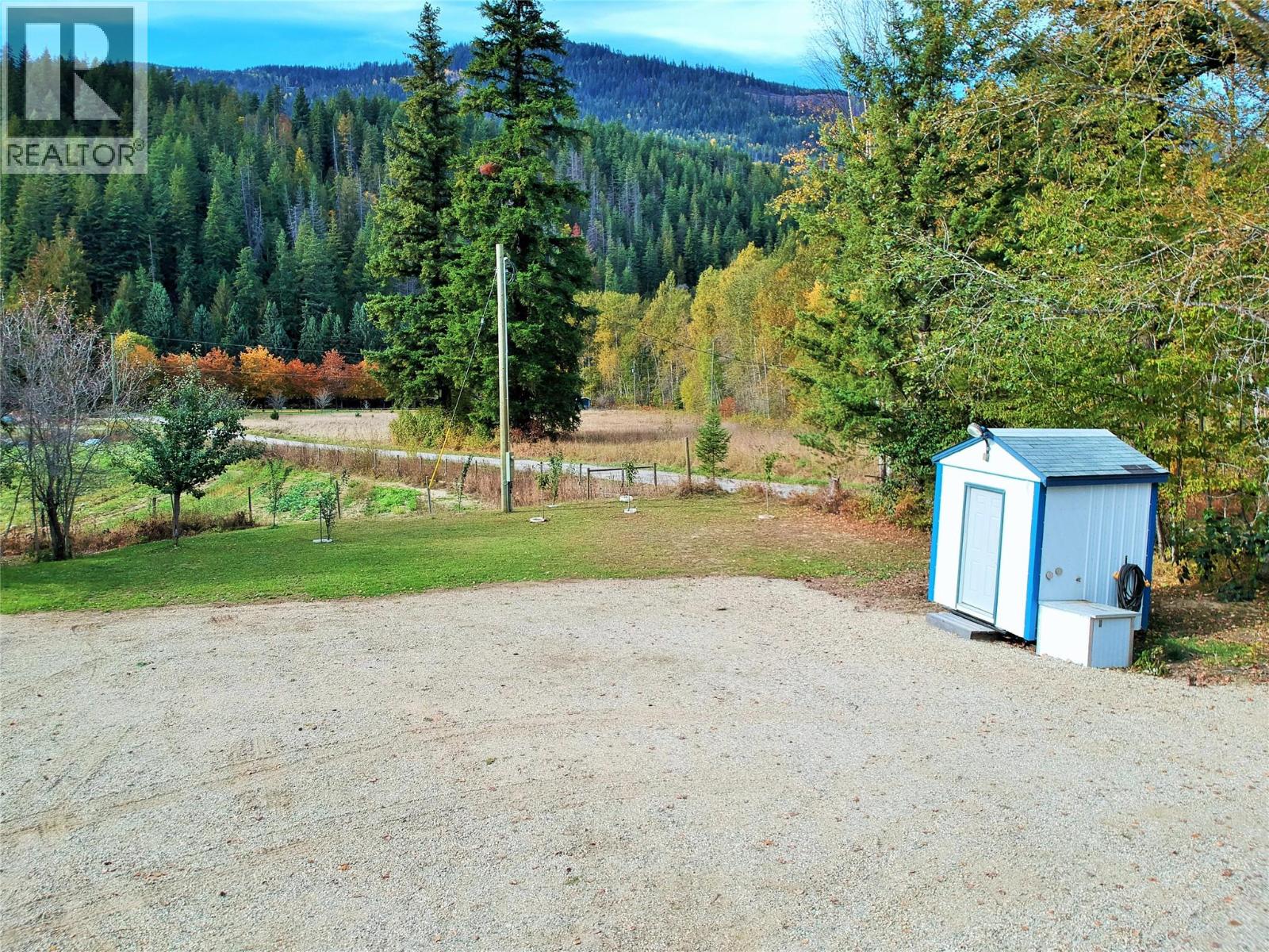  1822 Cemetery Road, Sicamous