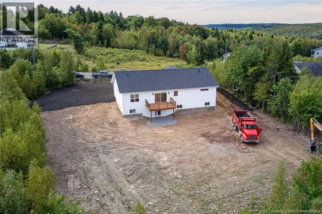 14 Hemlock Street, Penniac, New Brunswick, E4A4X5, Penniac, New Brunswick — photo 5 of 5