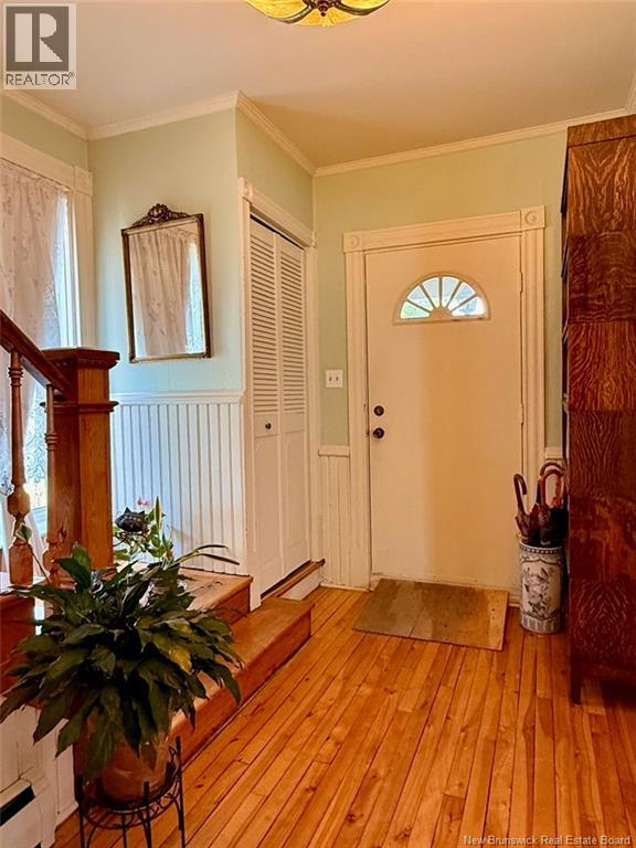 11 Dufferin Street, Campbellton, New Brunswick, E3N2N3, Campbellton, New Brunswick — photo 2 of 5