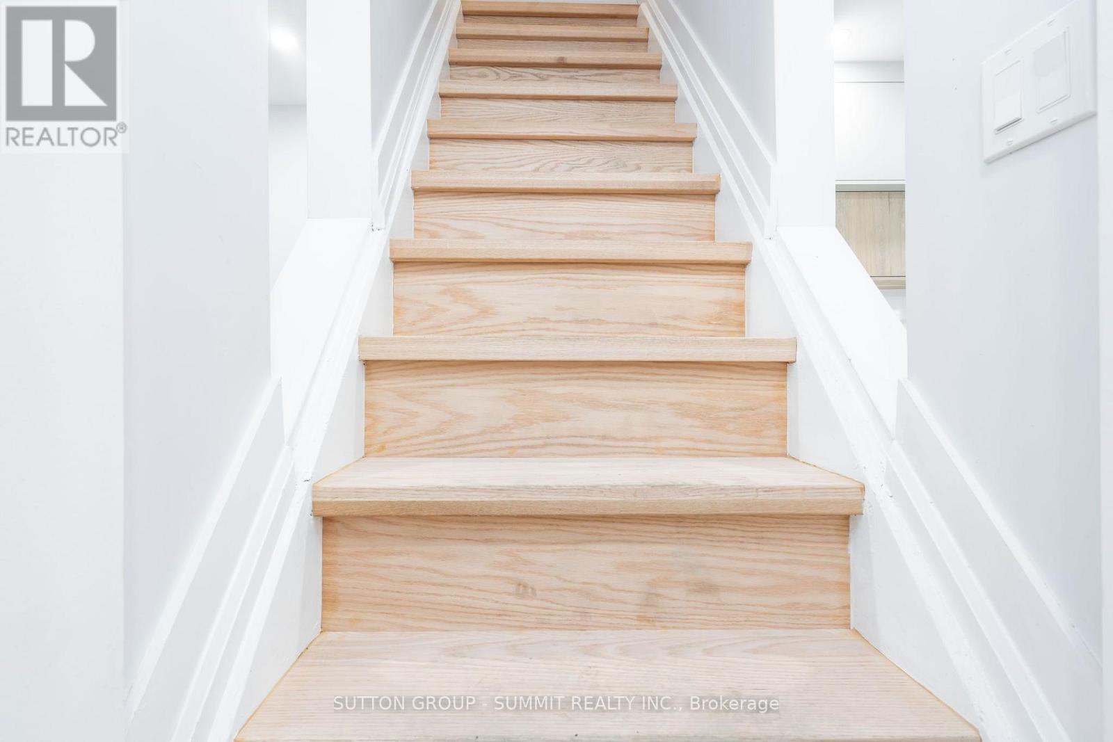 100 ROSETHORN AVENUE - Image 15