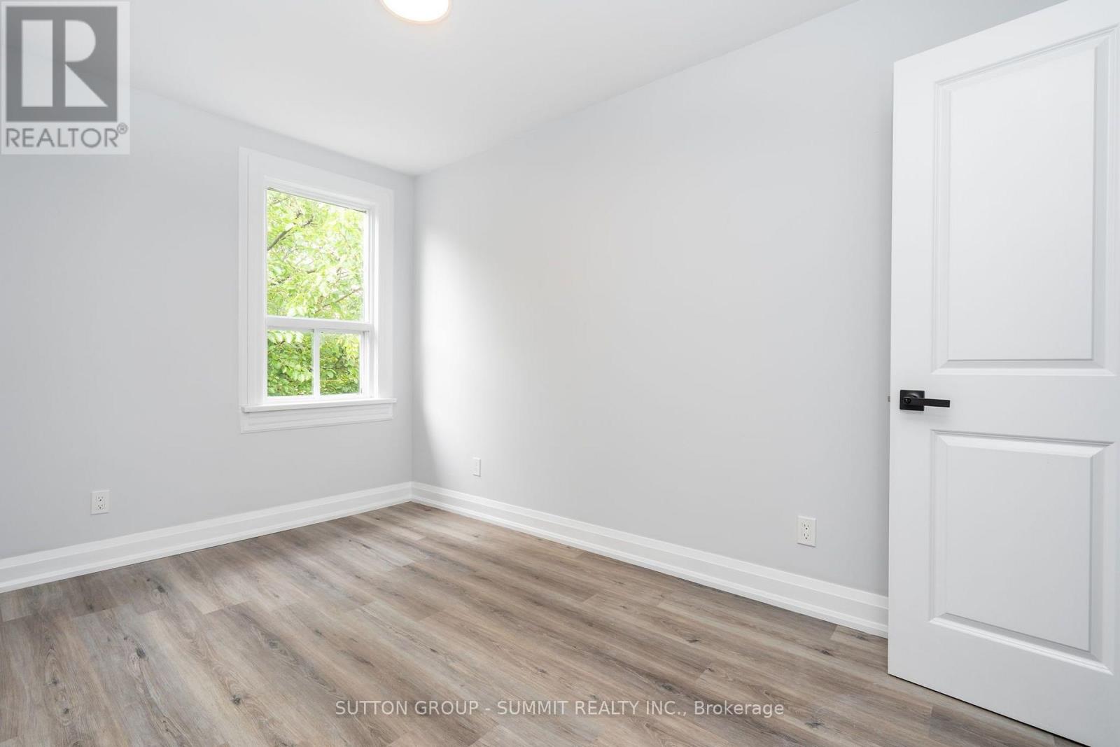 100 ROSETHORN AVENUE - Image 20