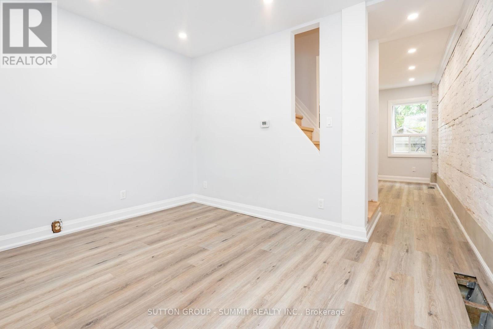 100 ROSETHORN AVENUE - Image 3