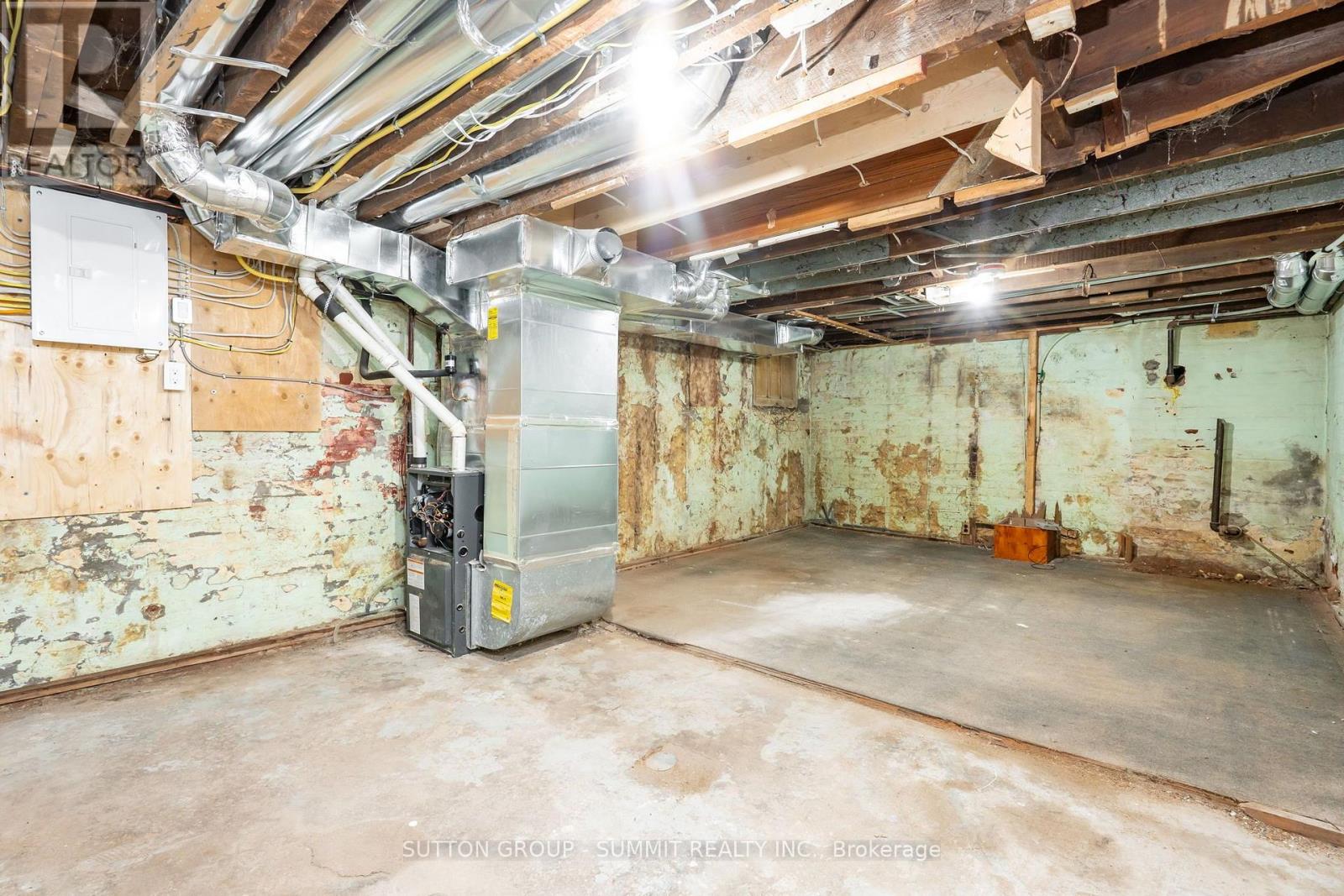 100 ROSETHORN AVENUE - Image 30