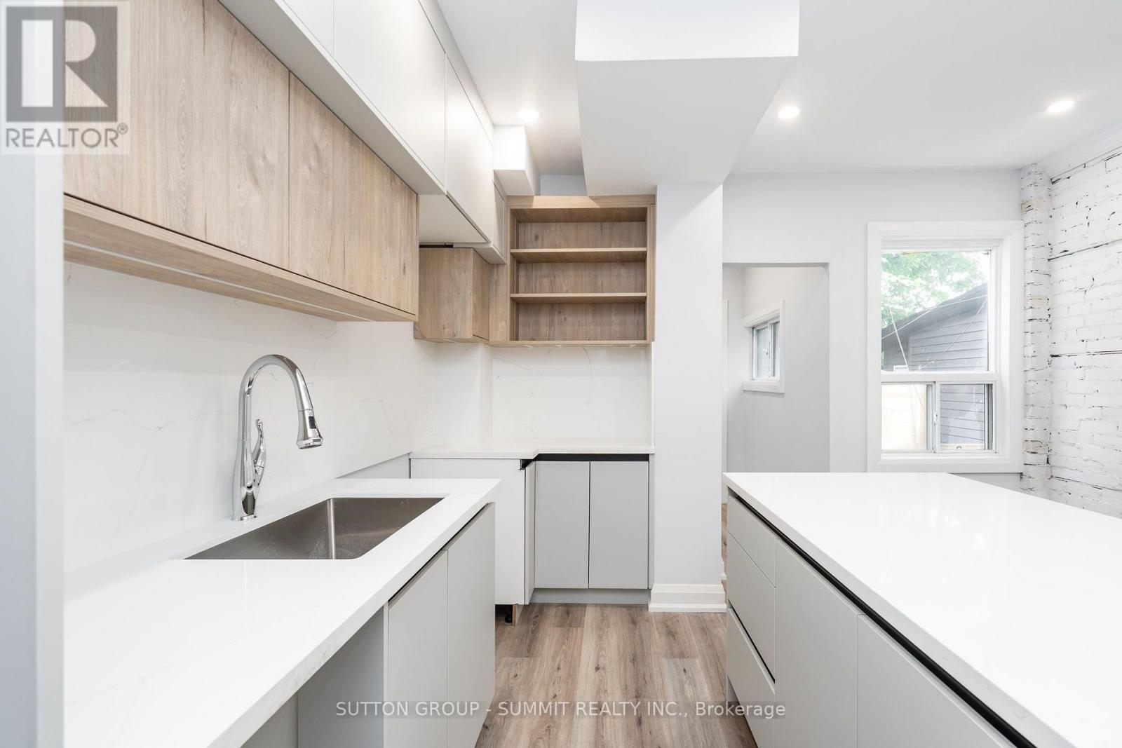 100 ROSETHORN AVENUE - 9