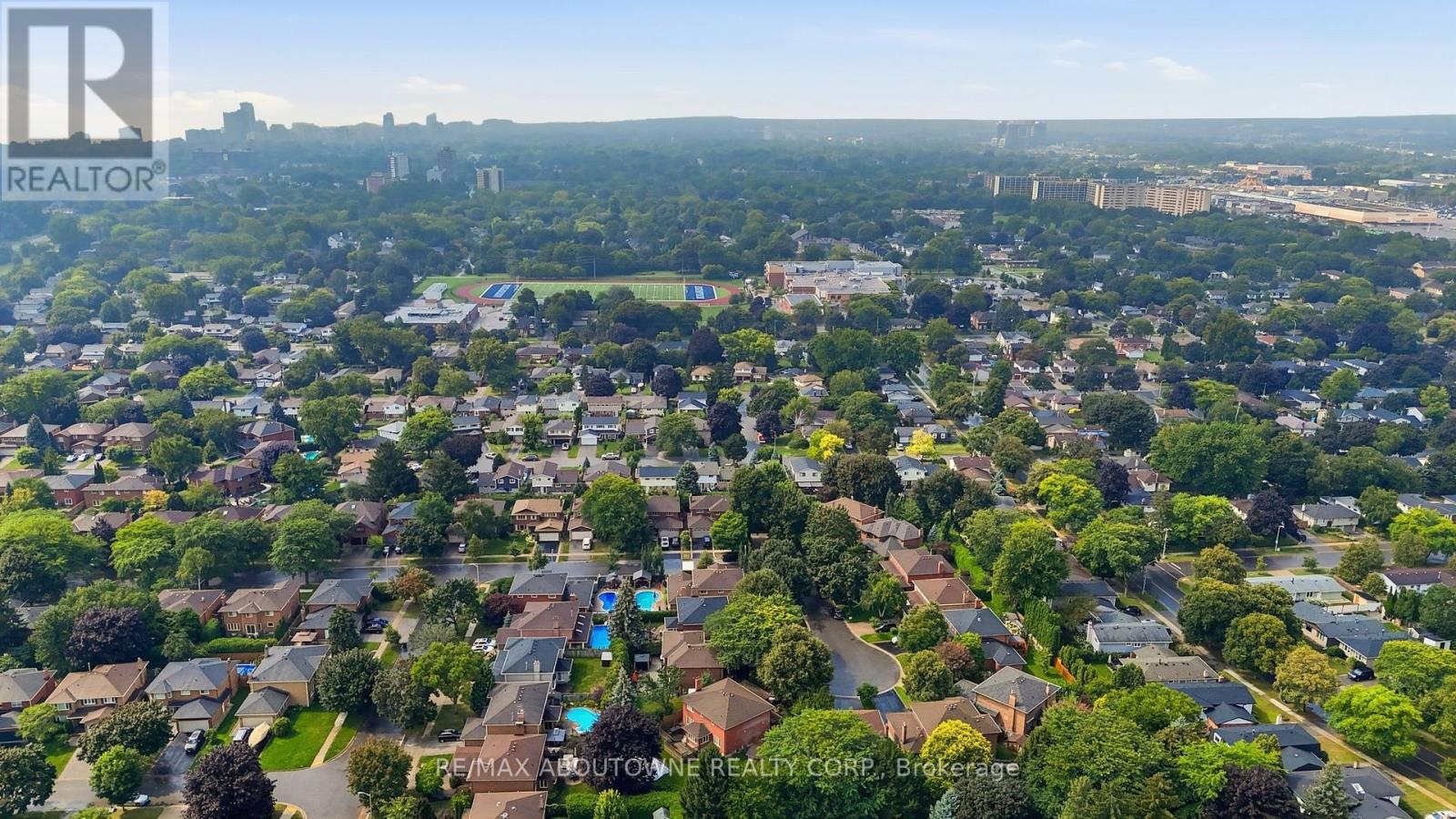 572 HARMONY AVENUE - Image 49
