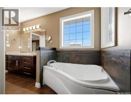 34 Fairway Crescent, White City, SK S4L0A7 Photo 36