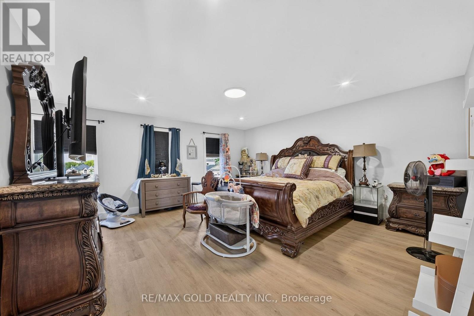 67 TRAILVIEW DRIVE - Image 29