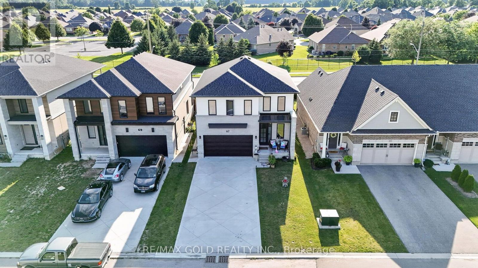 67 TRAILVIEW DRIVE - Image 47