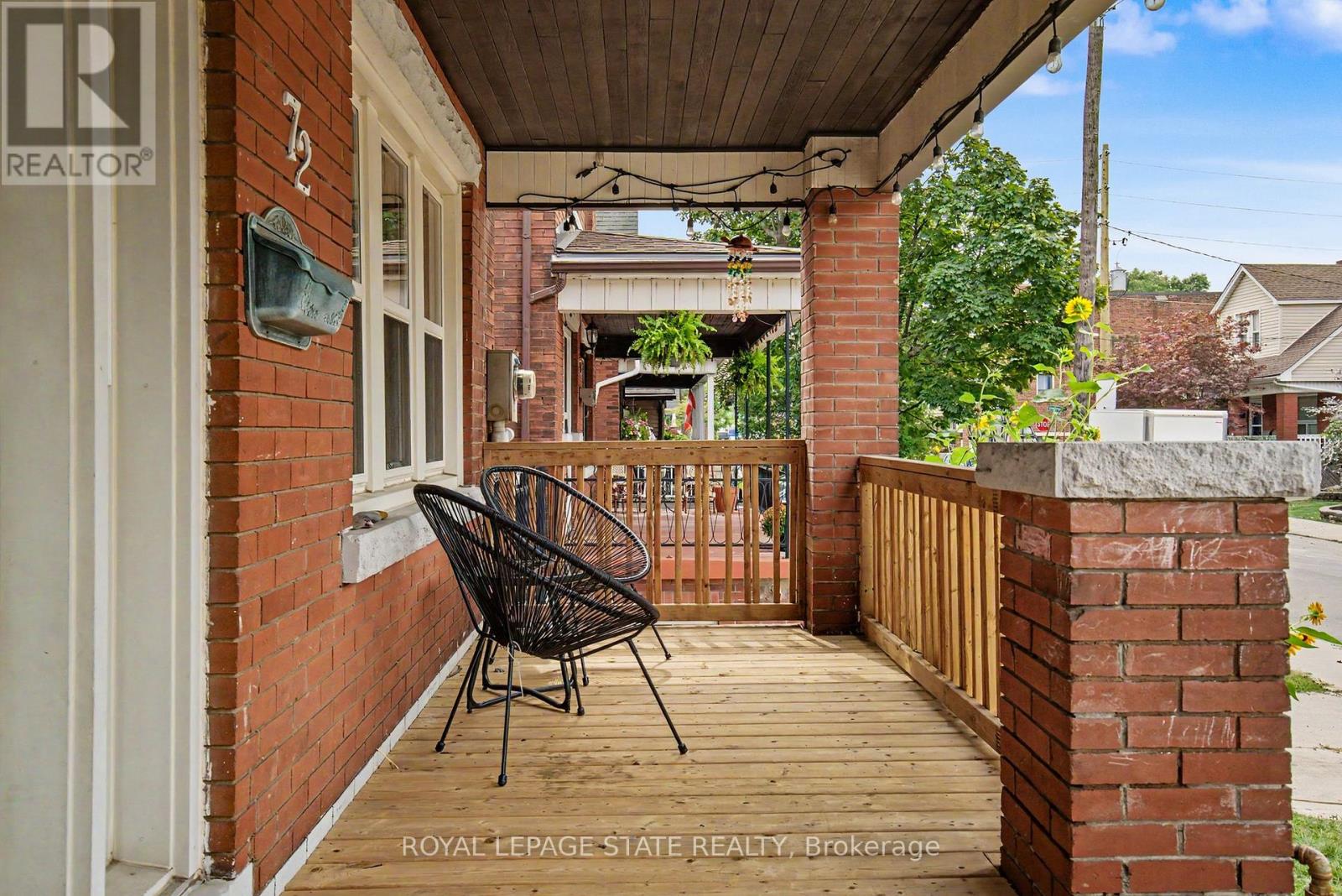 72 Garside Avenue North, Hamilton (Homeside), Ontario, L8H4W3, Hamilton (Homeside), Ontario — photo 2 of 5