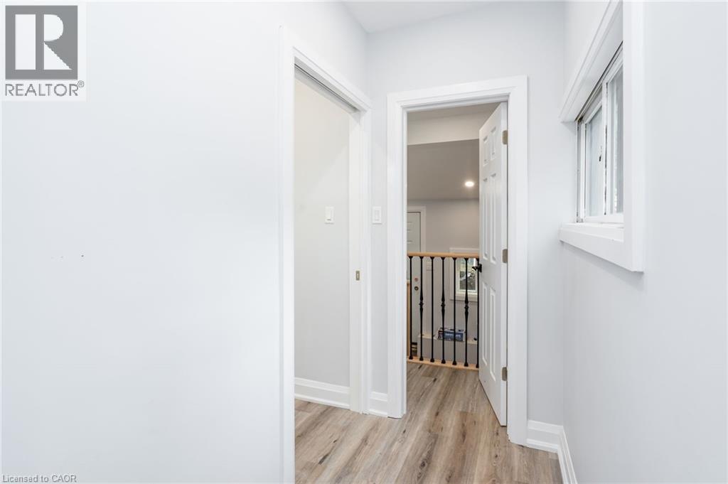 100 ROSETHORN Avenue - 12