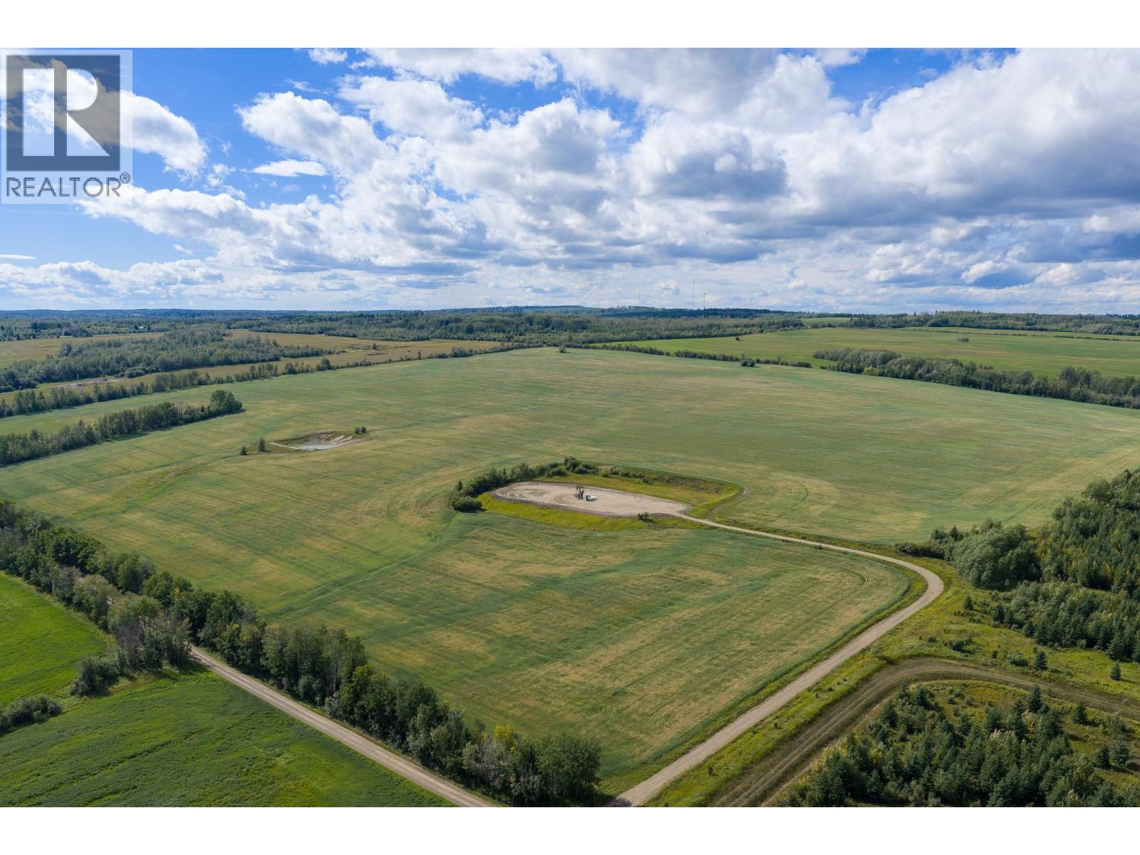SEC 5 285 Road, Fort St. John, British Columbia, V0C1Y0, Fort St. John, British Columbia — photo 1 of 5