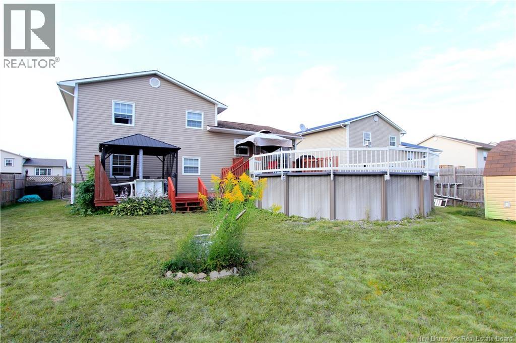 8 Hallihan Drive, Oromocto, New Brunswick, E2V0C5, Oromocto, New Brunswick — photo 4 of 5