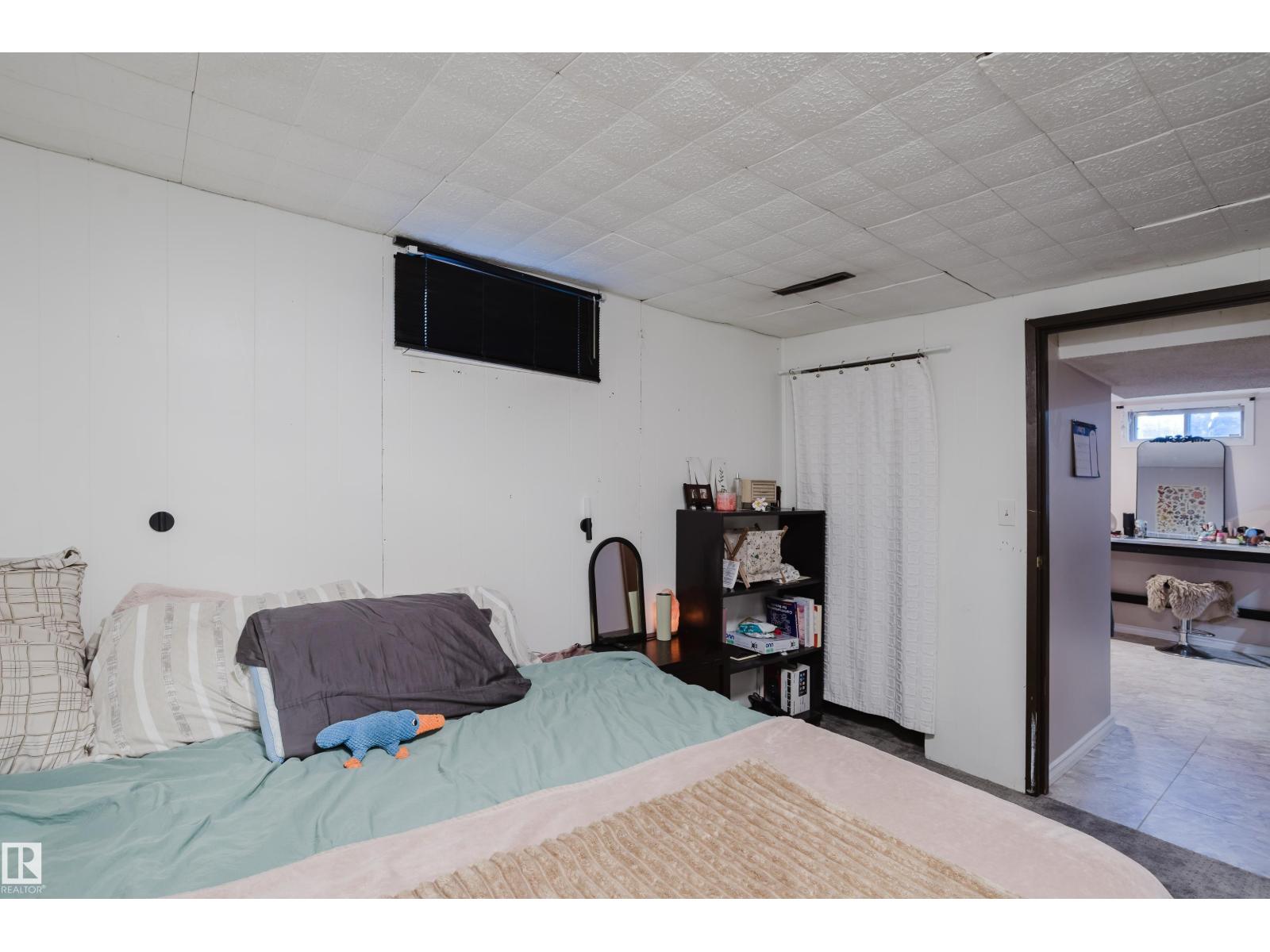 15256 122 ST NW - 41