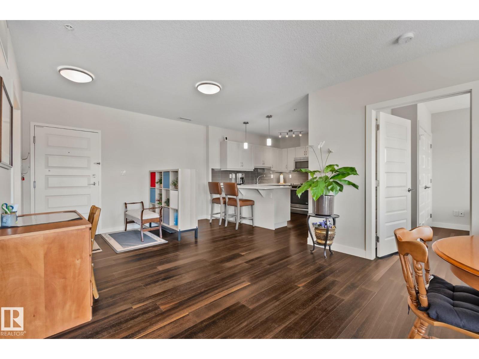 #404 2755 109 ST NW - 5
