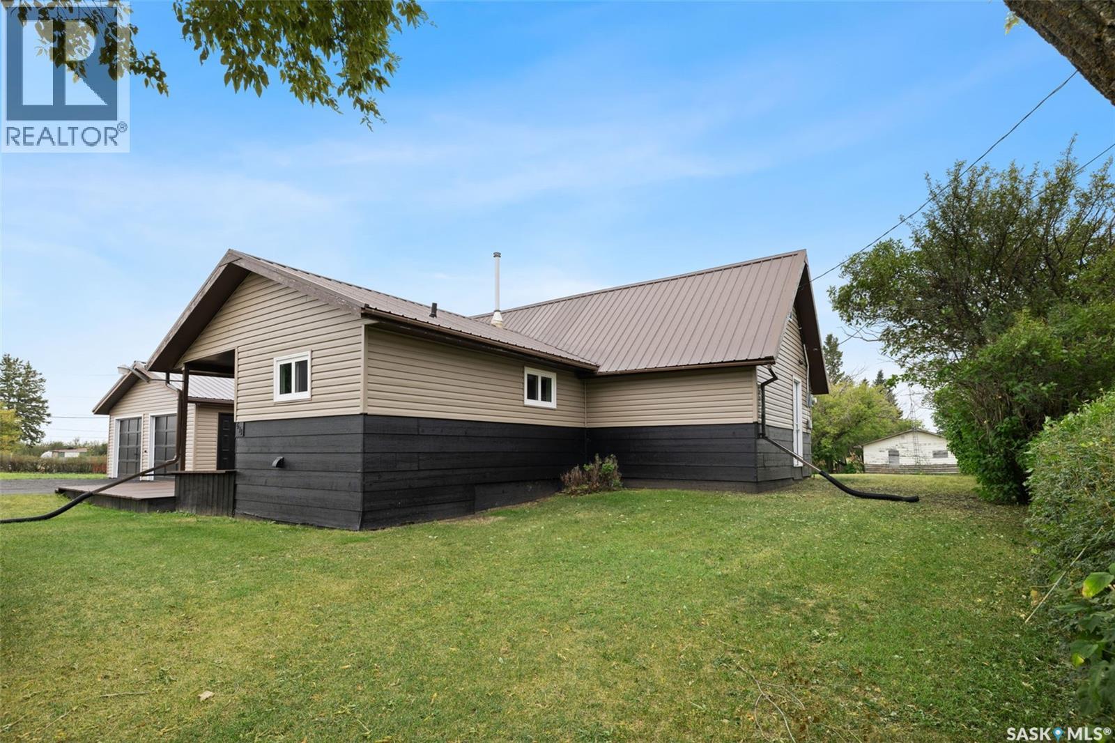 511 Daniel AVENUE, Lemberg, Saskatchewan, S0A2B0, Lemberg, Saskatchewan — photo 3 of 5