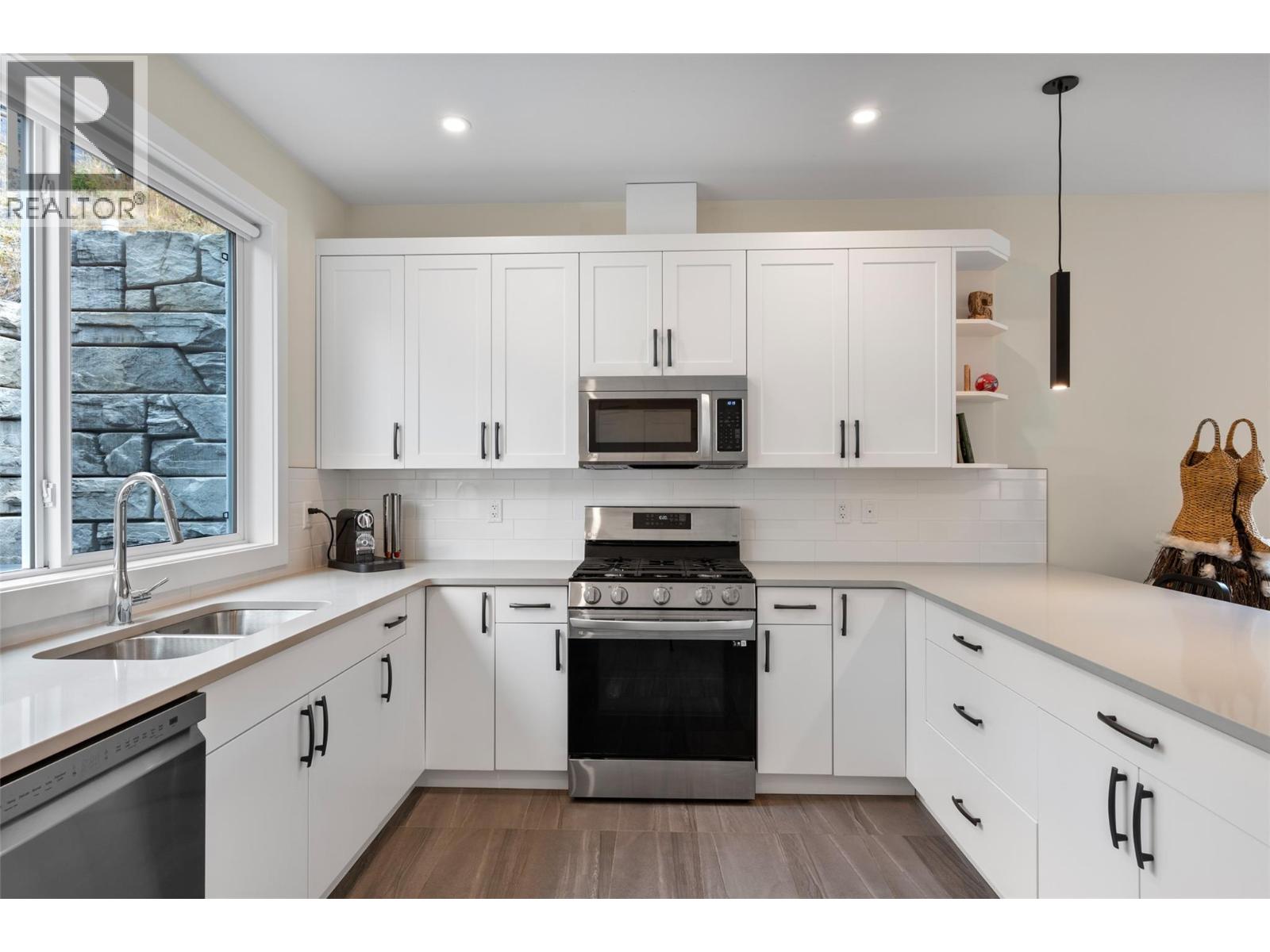 #62 1240 Alpine Road - 14