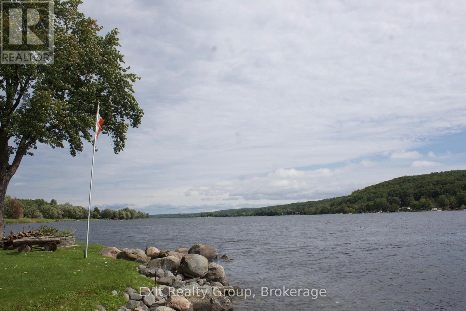 21 Prior Lane, Quinte West (Sidney Ward), Ontario, K0K2C0, Quinte West (Sidney Ward), Ontario — photo 4 of 5
