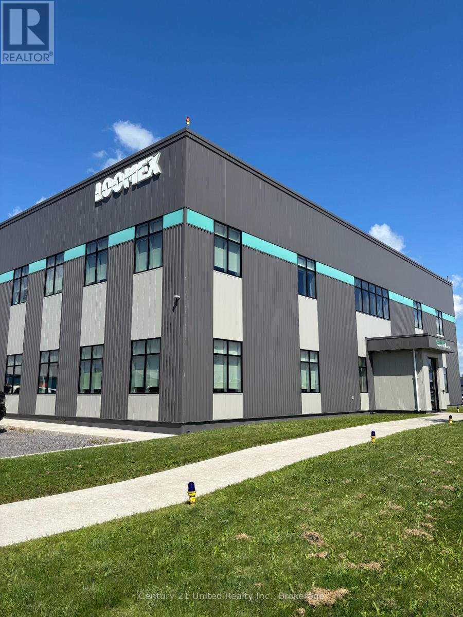 #Zone C 550 - 925 Airport Road, Cavan Monaghan (Cavan-Monaghan), Ontario, K9J0E7, Cavan Monaghan (Cavan-Monaghan), Ontario — photo 2 of 5