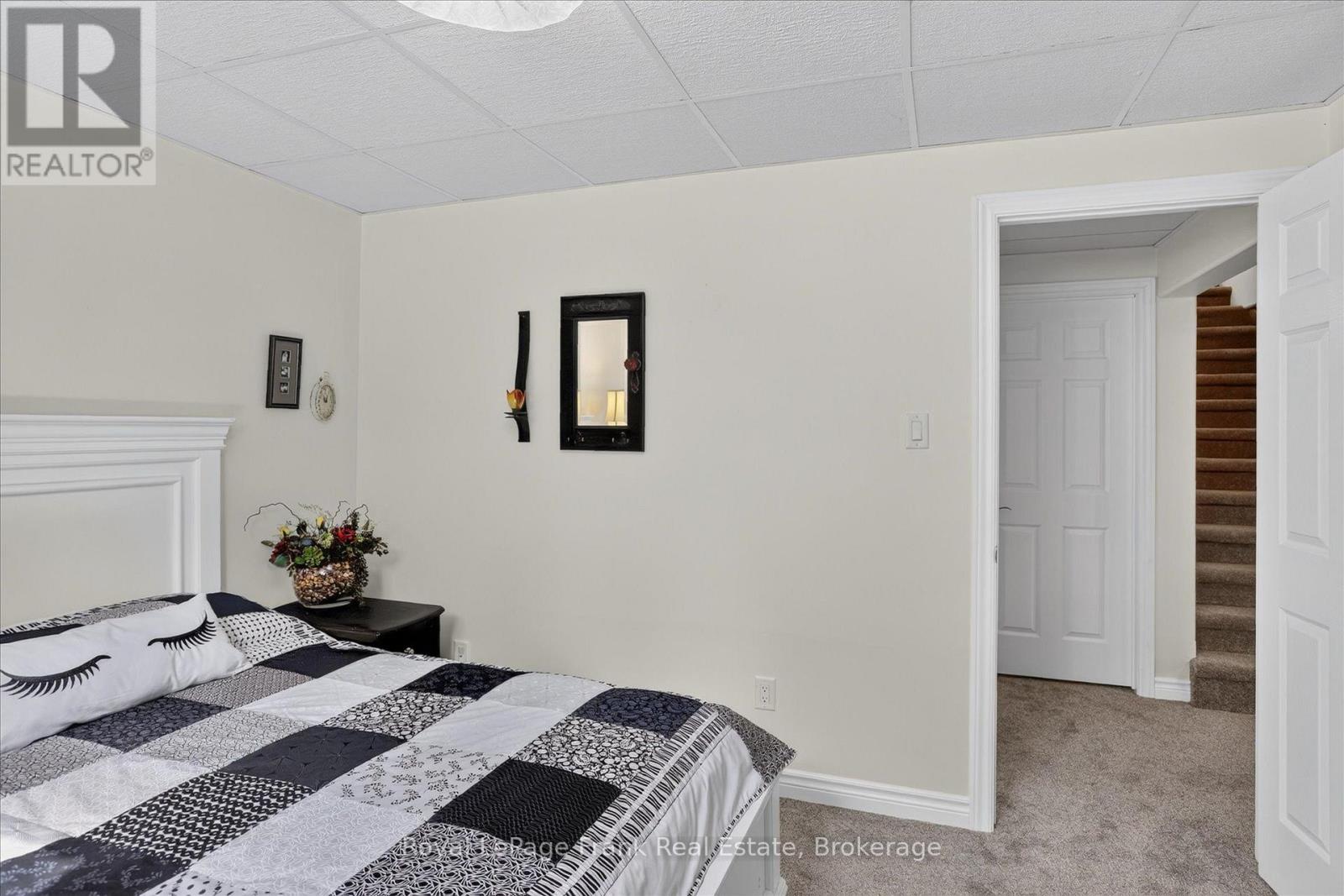 2523 ASPHODEL 12TH LINE - Image 28