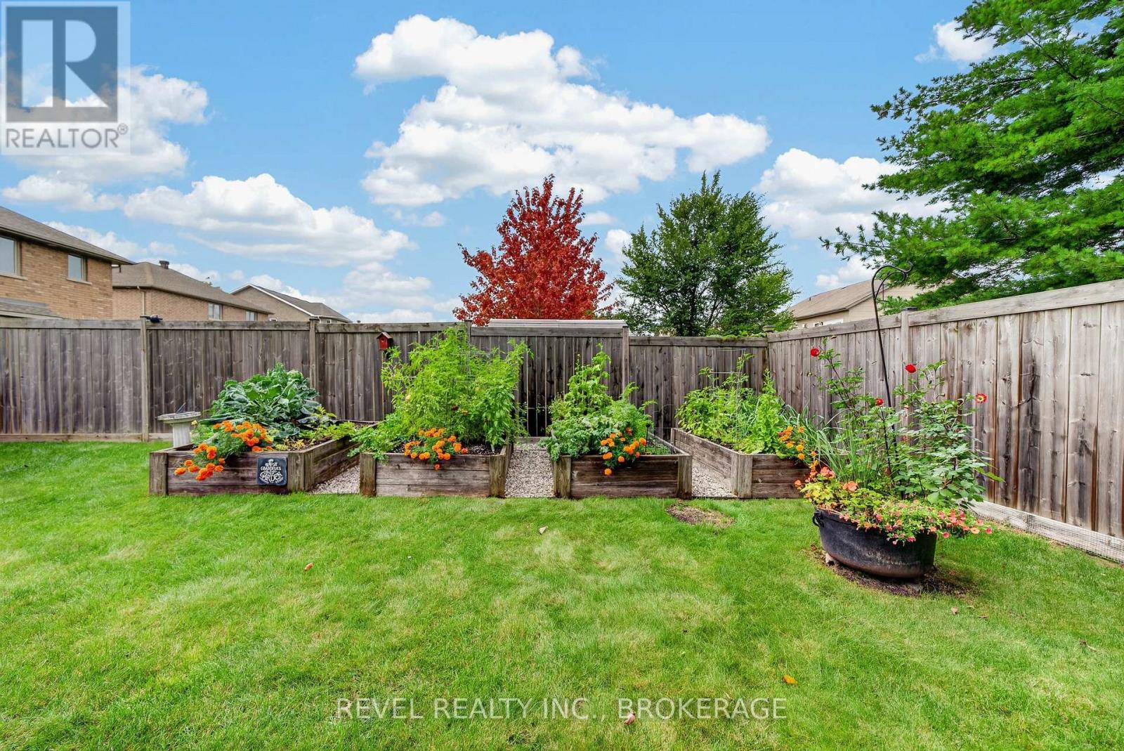 1282 MATIAS COURT - 36