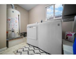 8459 Doerksen Drive, Mission, BC V2V7C4 Photo 20