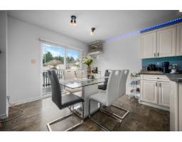 8459 Doerksen Drive, Mission, BC V2V7C4 Photo 11