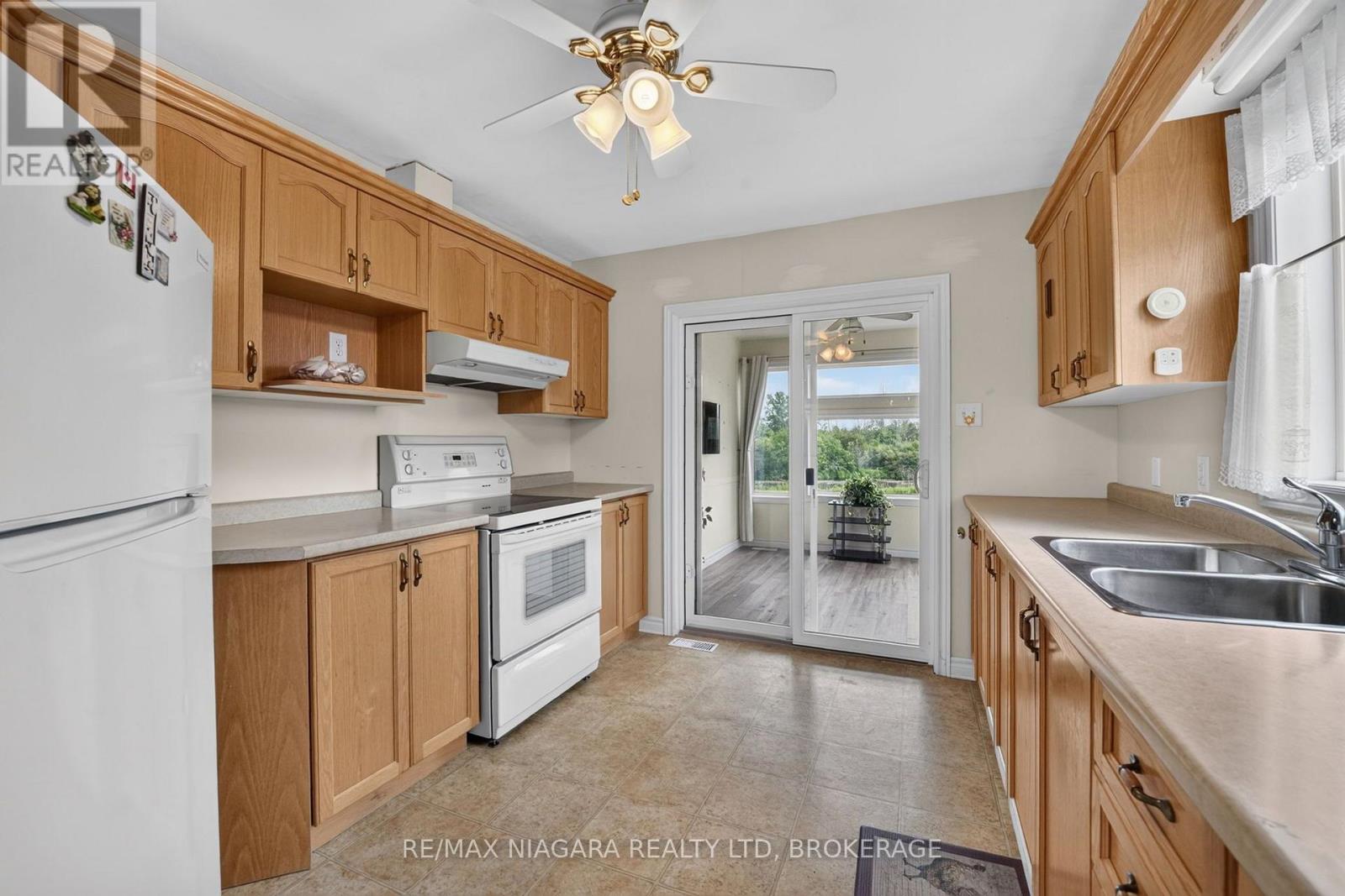 #516 3033 TOWNLINE ROAD - 15