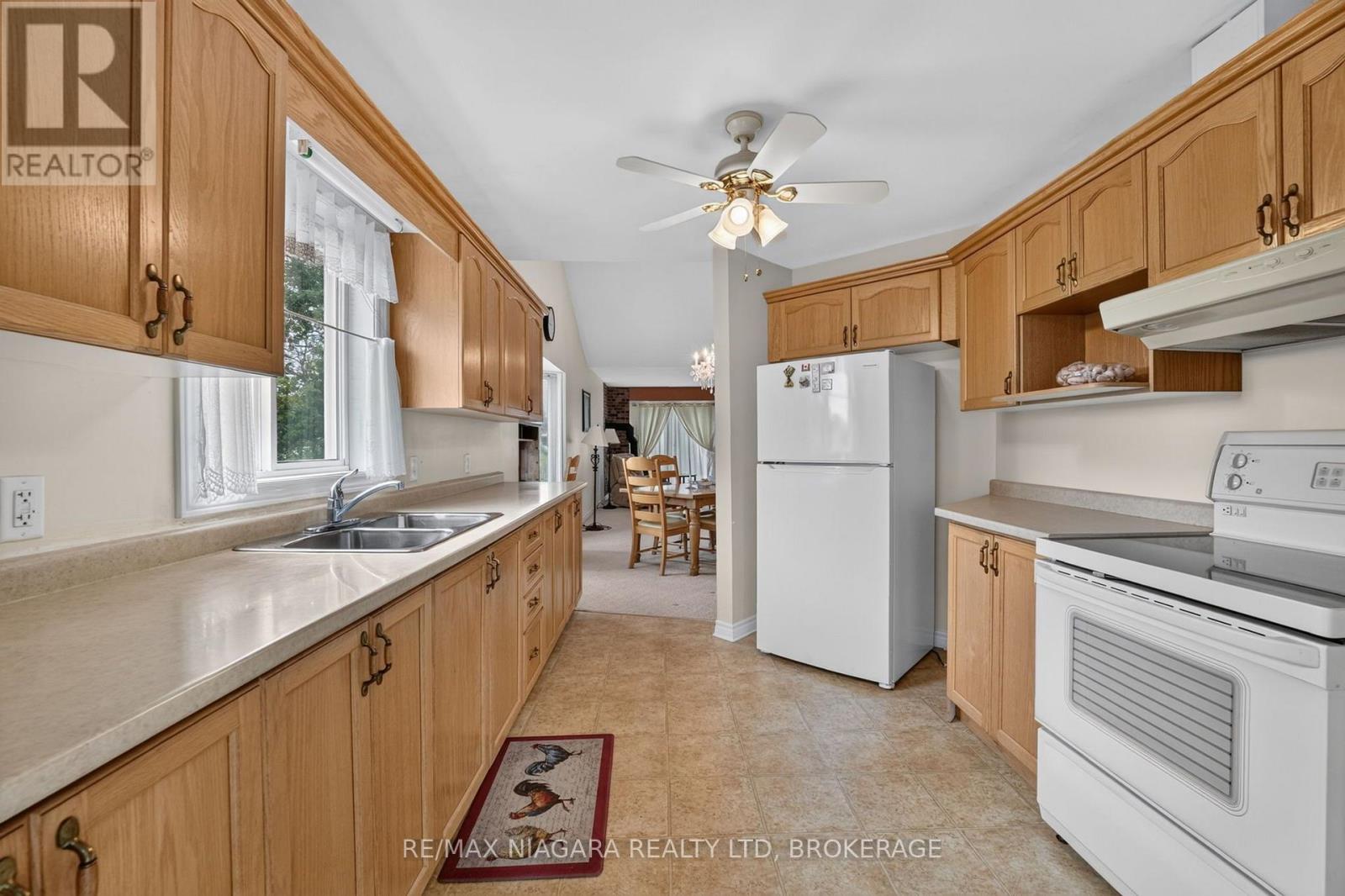 #516 3033 TOWNLINE ROAD - 18