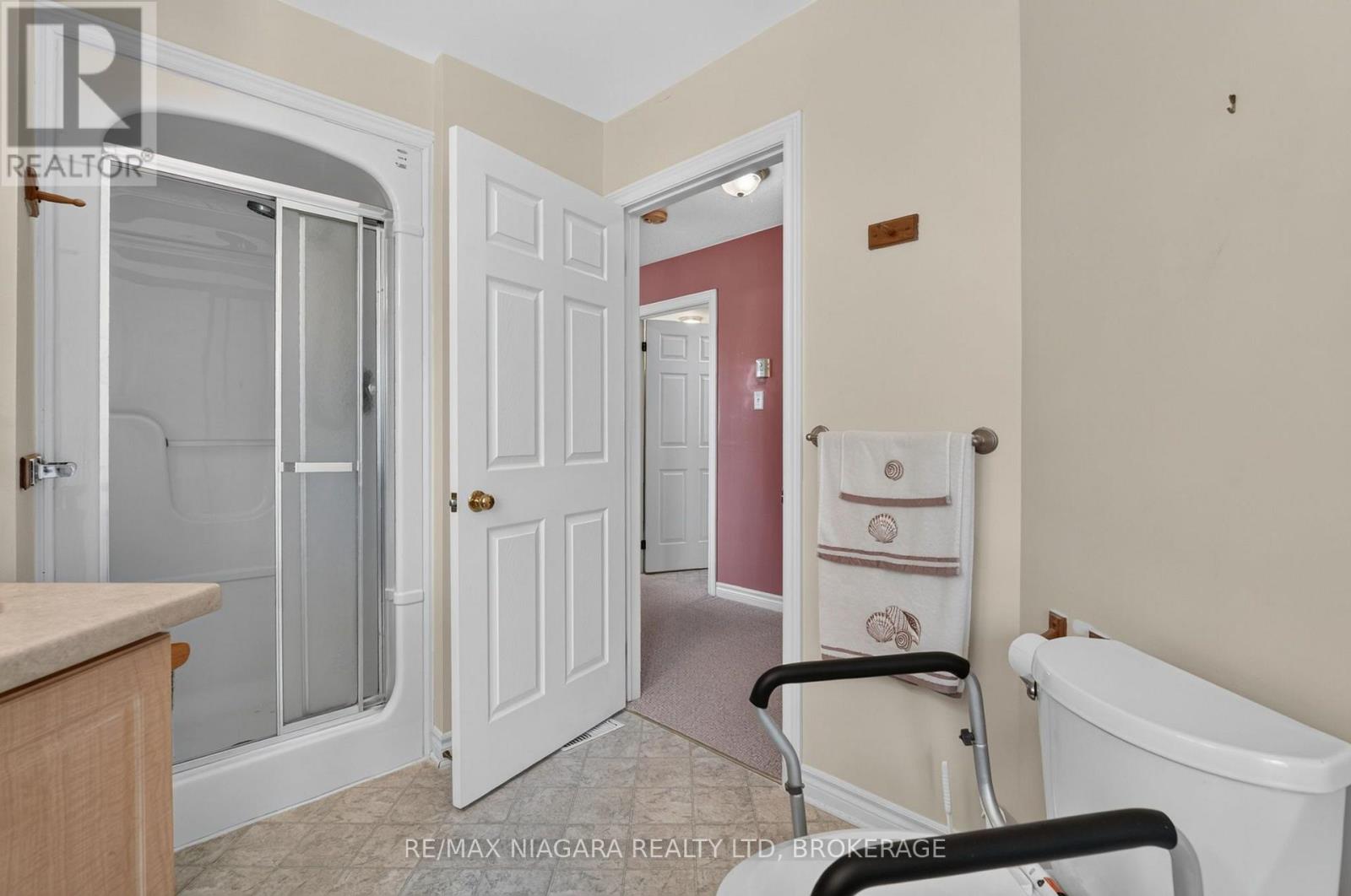 #516 3033 TOWNLINE ROAD - 23