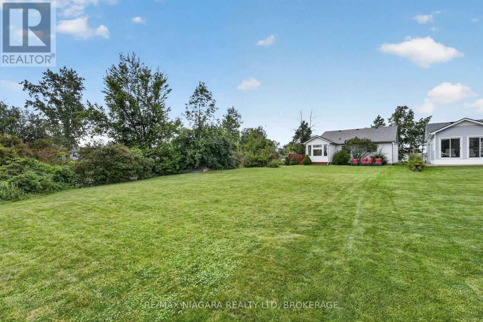 #516 3033 TOWNLINE ROAD - 35