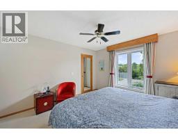 Office - 242125 8 Street E, Rural Foothills County, AB T1S3L2 Photo 19