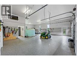 242125 8 Street E, Rural Foothills County, AB T1S3L2 Photo 37