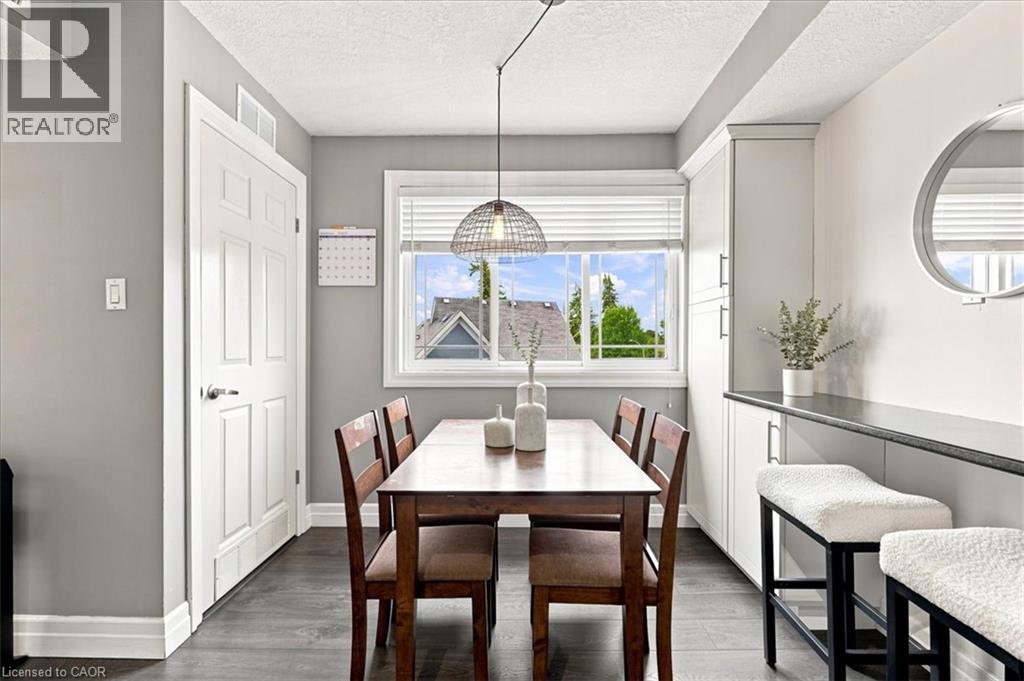 #403 1522 KING Street E - Image 9