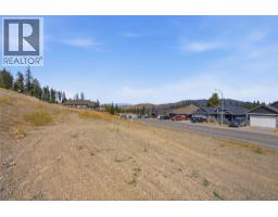2045 Hugh Allan Drive, Kamloops, BC  Photo 21
